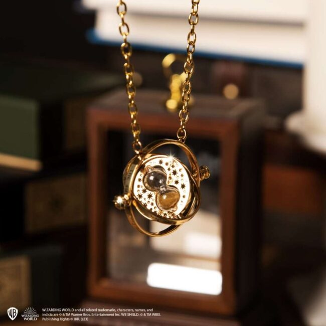 Harry Potter – Time Turner Necklace (24k Gold-Plated Replica) - Image 2
