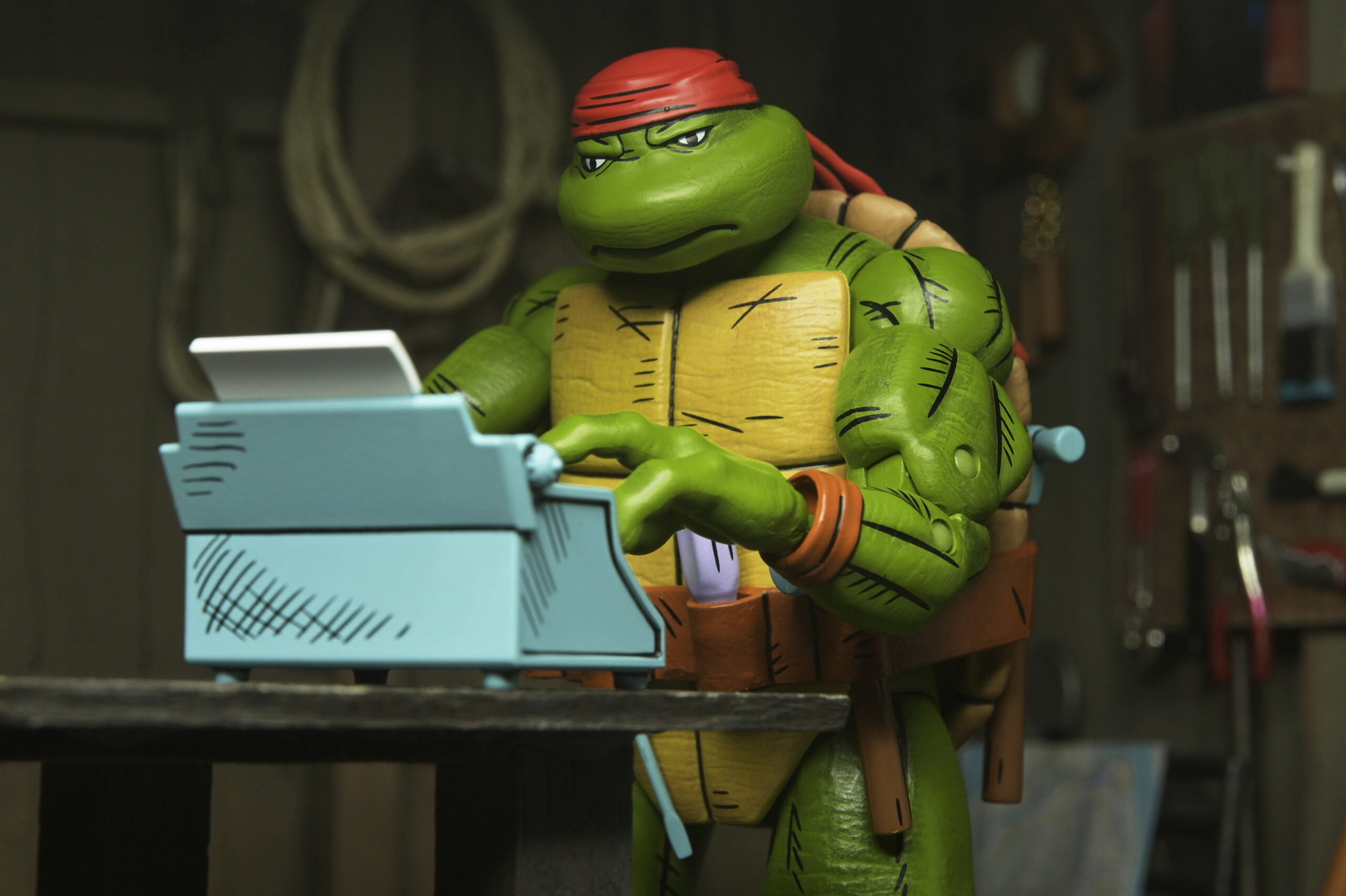 TMNT (MIRAGE COMICS) HANDYMAN DONATELLO - 7" SCALE ACTION FIGURE - Image 7